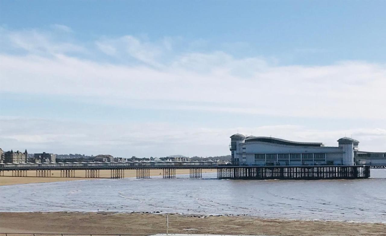 Pavilion Holiday Apartments Weston-super-Mare Exterior photo